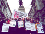 Robin Cook-a-likes pose with their noses in anti sanctions action