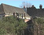 Ossery Road eviction 14th march 03 (wide shot)