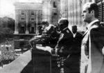 Franco y Juan Carlos en concentración fascista tras fusilamientos (1975)