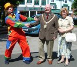 Kristoff the Clown meets the Mayor of Redditch