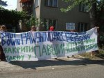 demonstration outside the offices of immigration services in Uzghorod
