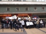 protesters outside the CoS on Ethel St, off New Street