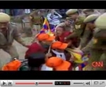 Indian cops repr. Tibet demonstr. in Himachal Pradesh,India CNN,13.3.08 1'.18"