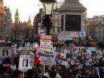 Trafalgar Sq full to the edges