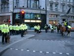 Horses arrive to form a 4th cordon