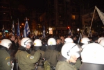 police protecting the Neo Nazi Hrysi Avgi ..
