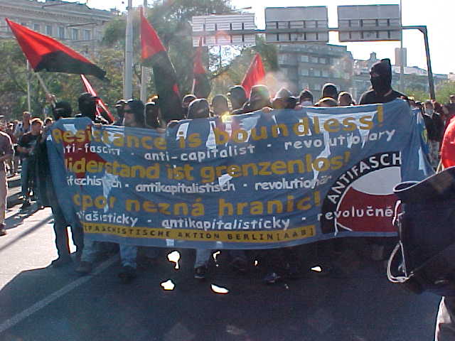 Anti-fascists march against IMF in Prague