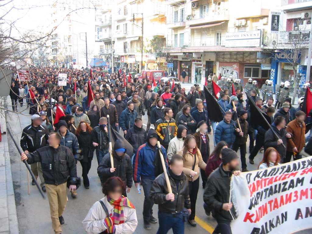F15 demo in Thessaloniki, Greece and the black block