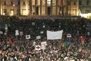 Massive crowd in Trafalgar Sq