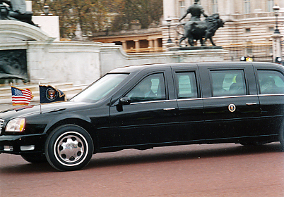 The Limo Drives past with some rightplonkers innit