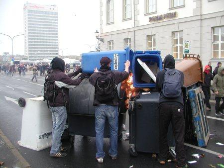 ..the antifascists wanted to stop the march with barricades...