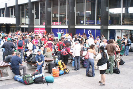 SWT Crowd waiting at Euston