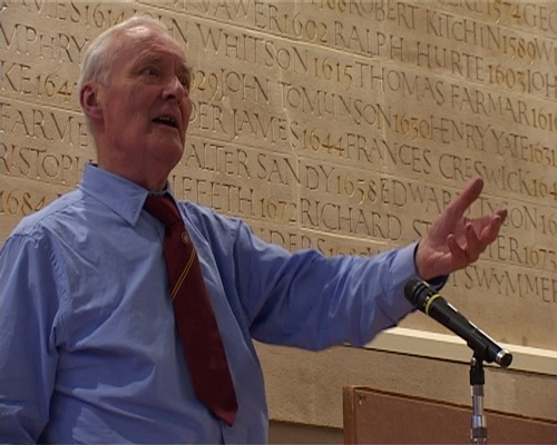 Videostill: Tony Benn speaking