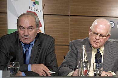 General Leonid Ivashov (left) at the Axis for Peace Conference 2005 in Brussels