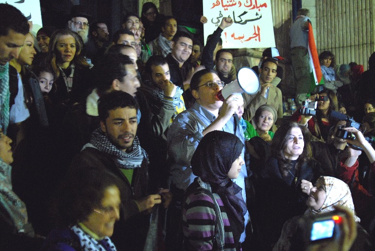 Egyptians call for “revolution” at Syndicate of Journalists building