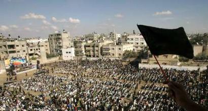 FIGURE 2: Al-Quds Day rally in Gaza October 20, 2006